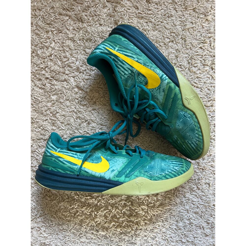 Nike KB Mentality Easter Size 6 Youth - Authentic - Free Shipping - Picture 6 of 6